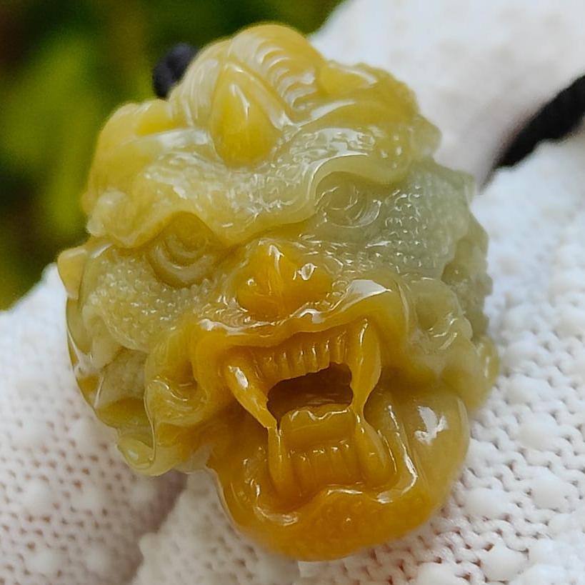 Earth & Wood Energy Jadeite Dragon Pendant – Harmonize Your Chi (Sku: pendant421) Yi Pin Qian Jadeites Jade Jewelry ~Your Precious Quintessential ~ Singapore