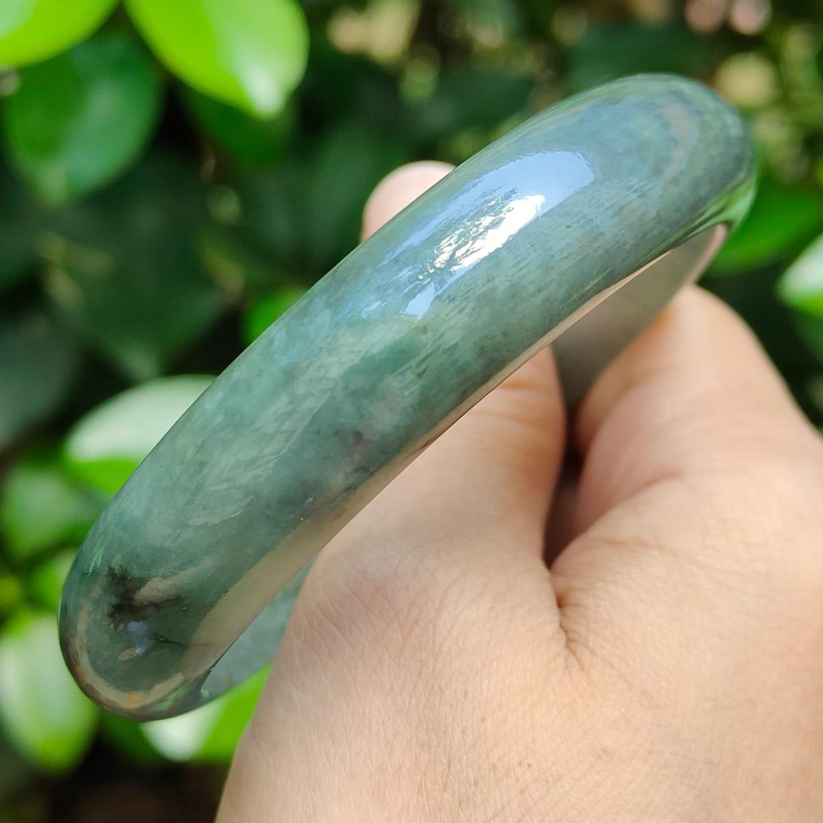 🌀 Natural Type A Jadeite Jade Peace Bangle 🌱 | Zi Wei Dou Shu-Aligned for Singapore’s Dynamic Lifestyles (Sku: bangle37)
