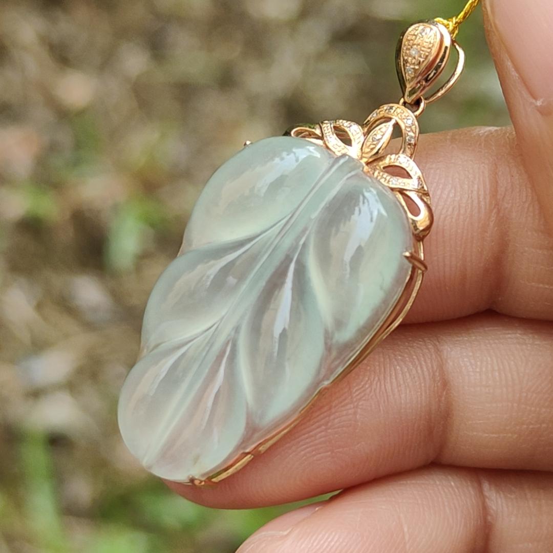 Premium Quality Icy Translucent Light Green Hue Natural Type A Jadeite Jade crafted as Leaf set on 18k Gold as Pendant, certificate weighs 5.07 grams, measurement 40.5 * 18 * 7.5 mm (18kp42) Yi Pin Qian