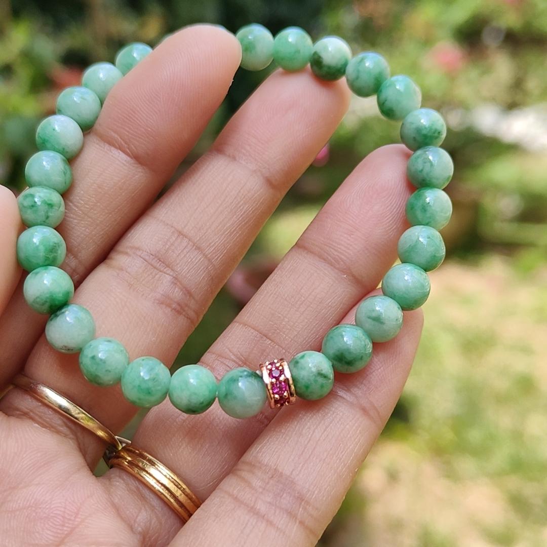 Light Spicy Green Natural Type A Jadeite Jade crafted with 6.6mm * 28 beads as bracelet, QIC lab approved certificate weigh 13.41 grams (bracelet20) Yi Pin Qian