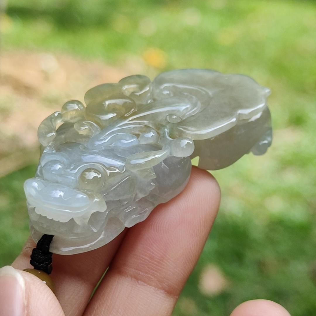 Hight Quality Pair of Yellow with Light Green Hue Natural Type A Jadeite Jade crafted as Pixiu for Pendant, certificate weighs 30.53 grams , 30.35 grams, measurements 50.5 * 26 * 11.5 / 50.5 * 26.2 * 11.5 mm (pendant278) Yi Pin Qian