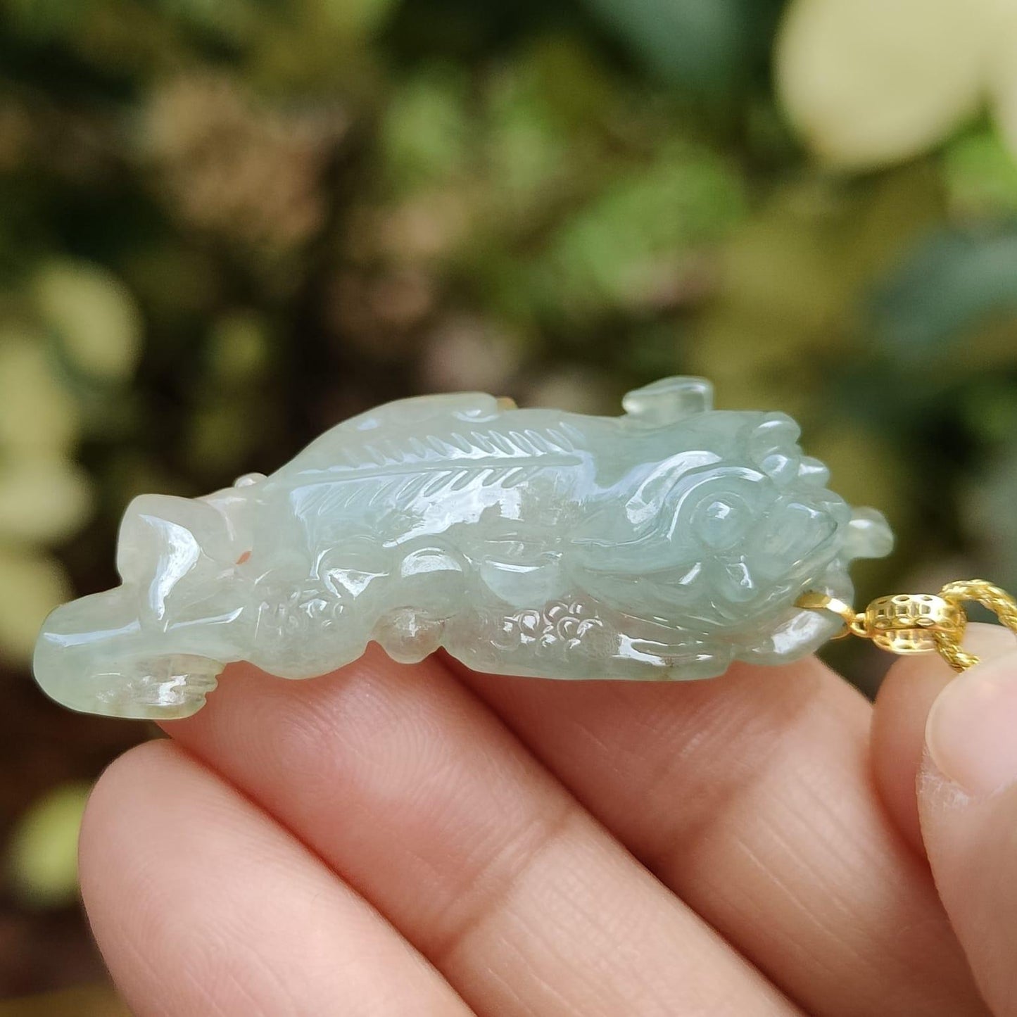 Crafted as Pixiu Pendant on Natural Type A Jadeite Jade with 18k Gold Clasp certificate weighs 6.82 grams, measurement 41.6 * 16.9 * 8.5 mm (18kp80) Yi Pin Qian Jadeites Jade Jewelry ~Your Precious Quintessential ~ Singapore