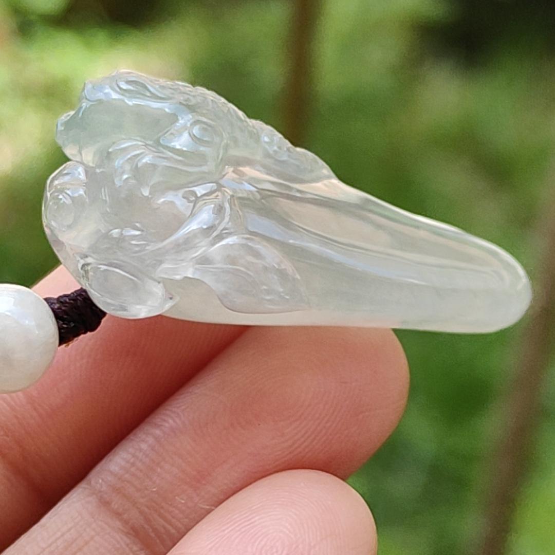 Premium Icy Translucent Natural Type A Jadeite Jade crafted with Three Legs Toad as Pendant, certificate weighs 12.37 grams, certificate weighs 12.37 grams, measurement 38.3 * 16.3 * 17.2 mm (pendant250) Yi Pin Qian
