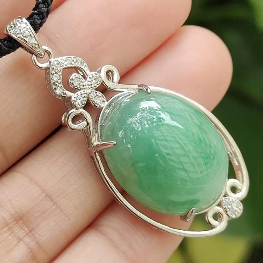 Wood Element Jade Pendant đą- Urban Energy Harmonizer (Sku: s925p8) Yi Pin Qian Jadeites Jade Jewelry ~Your Precious Quintessential ~ Singapore