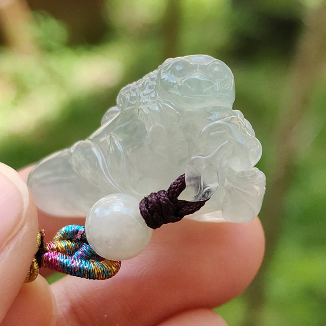 Premium Icy Translucent Natural Type A Jadeite Jade crafted with Three Legs Toad as Pendant, certificate weighs 12.37 grams, certificate weighs 12.37 grams, measurement 38.3 * 16.3 * 17.2 mm (pendant250) Yi Pin Qian
