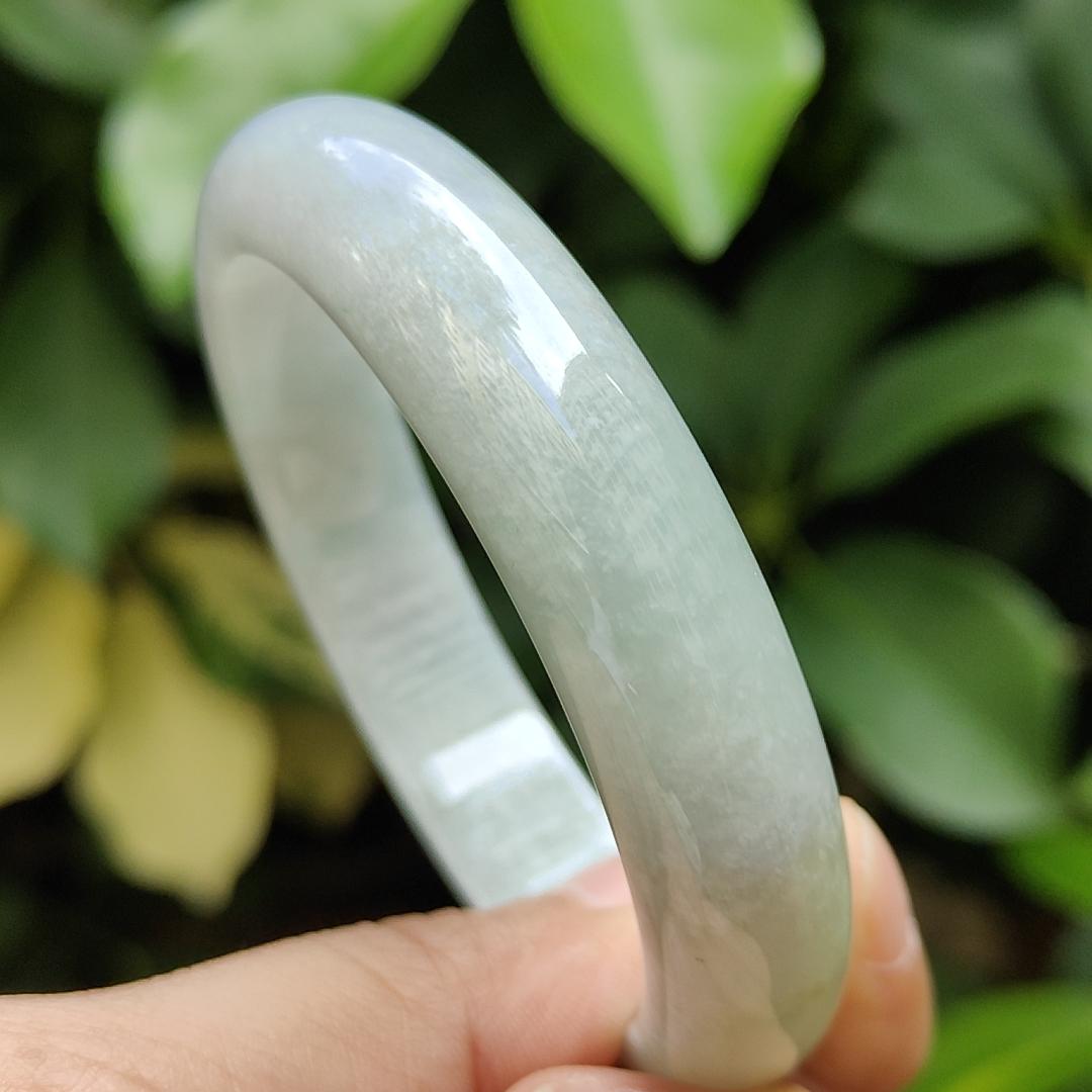 New Arrival Good Quality Natural Type A Jadeite Jade Peace Bangle Size 57mm certificate weighs 58.78 grams, Width: 13.2 mm Thickness: 8.1 mm (bangle21) Yi Pin Qian Jadeites Jade Jewelry ~Your Precious Quintessential ~ Singapore