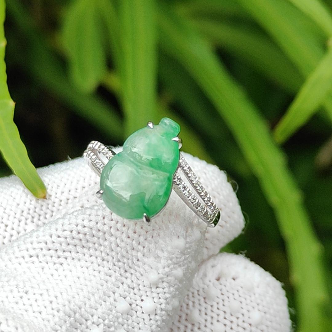 Newly Listed SG Local Seller - High Quality Cabochon crafted as Gourd on Natural Type A Jadeite Jade set on 18k gold as Ring, Certificate weighs 1.88 grams, measurement 12.2 * 8.1 * 3 mm (18kring35) Yi Pin Qian Jadeites Jade Jewelry ~Your Precious Quintessential ~ Singapore