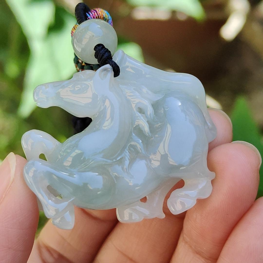 Elegant Round Sculpture Horse crafted with Natural Type A Jadeite Pendant Necklace with certificate included weigh 22.15 grams, 34.5 * 40.8 * 11.6 mm, a rare collector's piece for your daily wear (pendant44) Yi Pin Qian