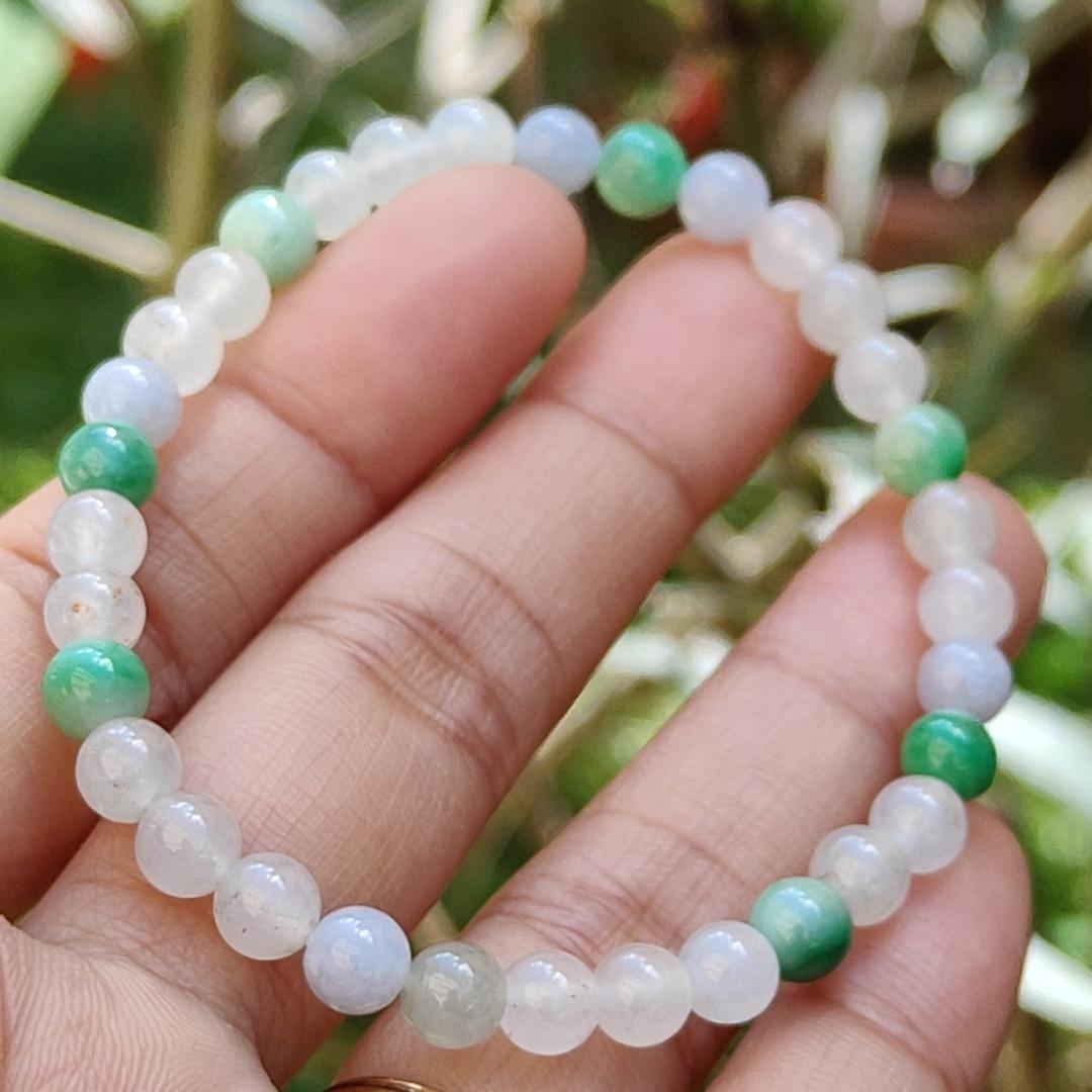 Mix with Green, Lavender and Icy Natural Type A Jadeite Jade 33 Beads with measurement of 5.5 mm bracelet, QIC labs approved certificate included weigh 9 grams (bracelet16) Yi Pin Qian