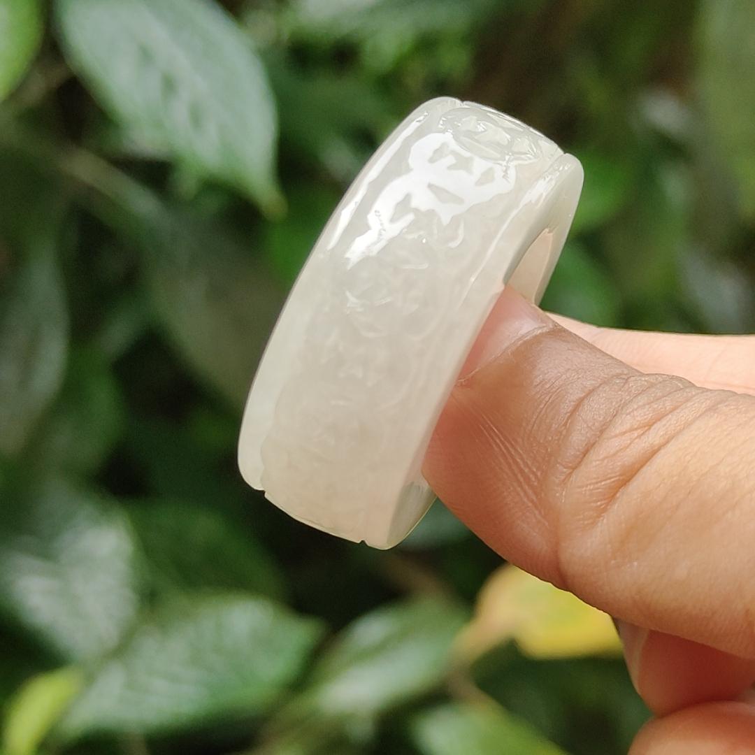 Quality White Natural Type A Jadeite Jade crafted with many coins as Ring with Finger size 21 mm, QIC approved labs certificate weigh 22.07 grams, measurement 12.5 * 6.7 mm (ring6) Yi Pin Qian
