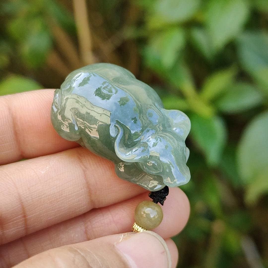 Oil Green Natural Type A Jadeite Pendant carved as water buffalo representing Hardworking and Simple, Unstoppable, Strong and Healthy and Turn the Tide, certificate include weighs 14.56 grams, 34.6 * 23.6 * 11.5 mm, suitable for daily wear (pendant80) Yi Pin Qian
