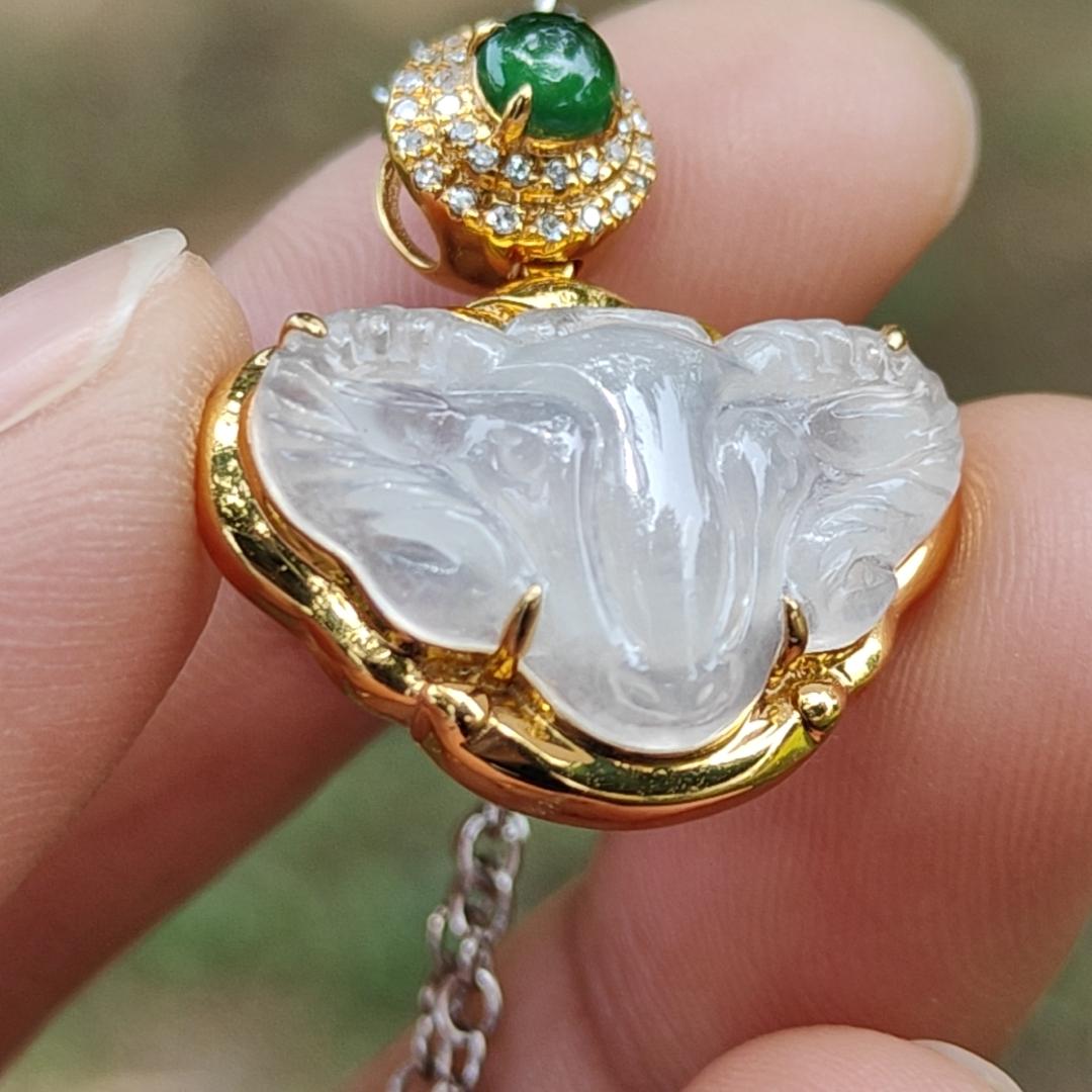 High Quality Icy Translucent Natural Type A Jadeite Jade crafted as Goat set with 18k Gold as Pendant, certificate weighs 2.99 grams, measurement 23 * 20.5 * 7.6 mm (18kp56) Yi Pin Qian