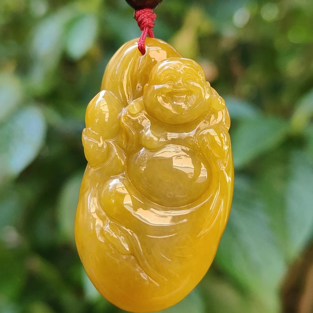 Full Yellow Old Mine Natural Type A Jadeite pendant carved with Laughing Buddha represents Tolerance and wisdom, humor, happy spirit, come with certificate weight 35.13 grams, 49.30 * 27.90 * 14.30 mm, suitable for daily wear on all occasions (pendant96) Yi Pin Qian