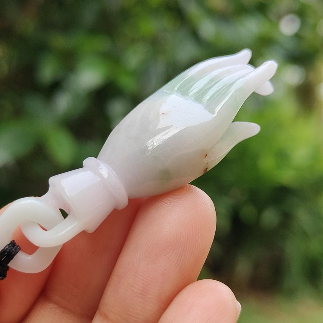 Light Green with Red patches Natural Type A Jadeite Jade crafted as Buddha Hand Pendant, QIC labs approved certificate weighs 15.32 grams, measurement 52.5 * 16 * 13.8 mm (pendant255) Yi Pin Qian