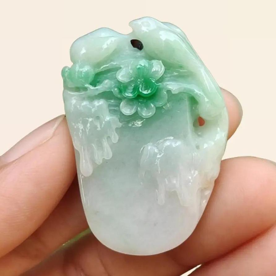 Beautifully crafted with birds and flower light green Natural Type A Jadeite Jade as Pendant Yi Pin Qian