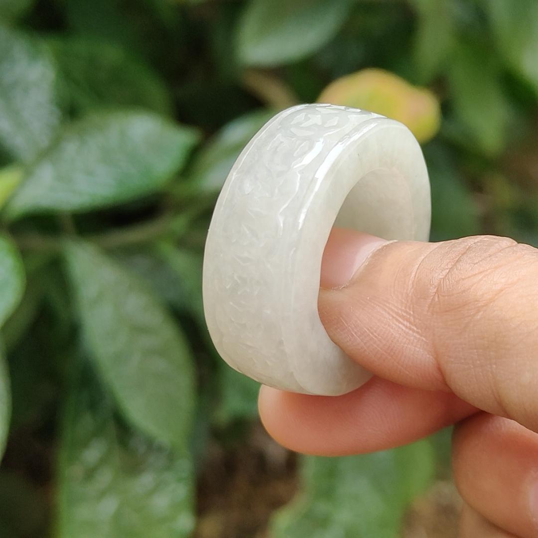 Quality White Natural Type A Jadeite Jade crafted with many coins as Ring with Finger size 21 mm, QIC approved labs certificate weigh 22.07 grams, measurement 12.5 * 6.7 mm (ring6) Yi Pin Qian