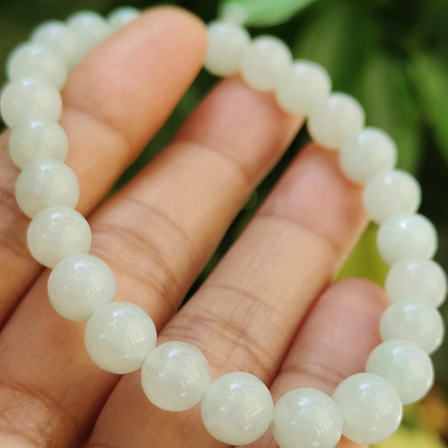 Near White Jadeite Bead Bracelet – 25 Natural Type A Beads, 7.3mm, 90% Perfection, Symbol of Purity & Renewal(bracelet43) Yi Pin Qian Jadeites Jade Jewelry ~Your Precious Quintessential ~ Singapore
