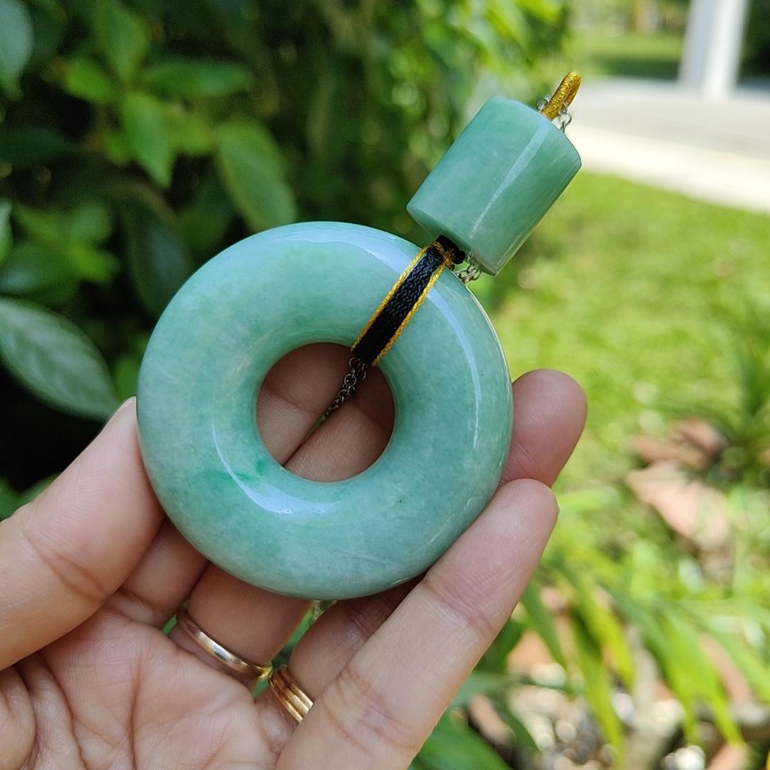 Hugh Light Green crafted with Shape of Donut and Cylinder Natural Type A Jadeite Jade as Pendant, certificate weighs 73.85 and 12.55 grams, measurements 52.8 * 52.7 * 14.3, 19.1 * 16.3 mm (pendant290) Yi Pin Qian