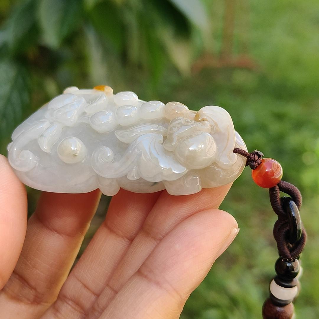 Another Excellent Old Collection with Yellow and Green Natural Type A Jadeite Jade Pendant Necklace crafted as Gourd with two bats with certificate weigh 34.42 grams, 55.5 * 29.5 * 12.3 mm (pendant173) Yi Pin Qian