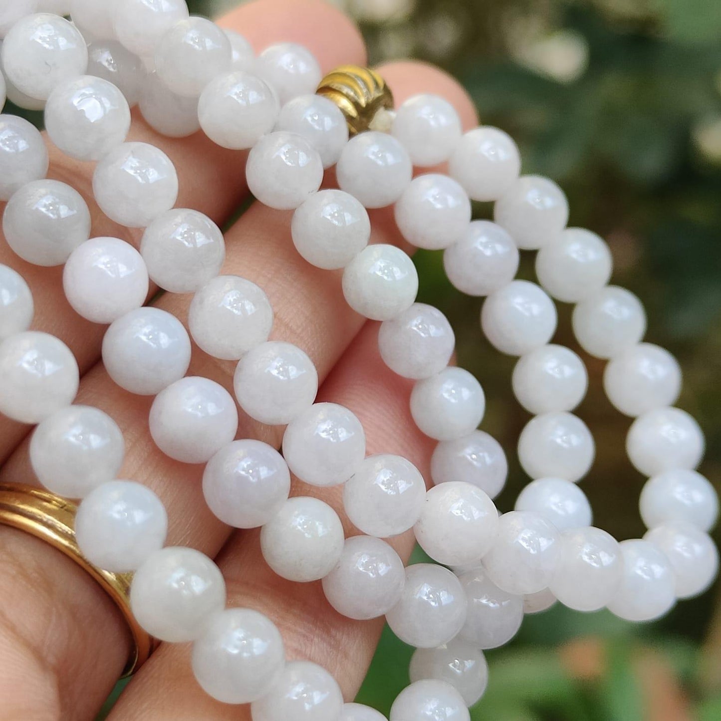 108 * 6mm light lavender and white beads bracelet / necklace on Natural Type A Jadeite Jade certificate weighs 41.5 grams, 94% perfection (bracelet34) Yi Pin Qian Jadeites Jade Jewelry ~Your Precious Quintessential ~ Singapore
