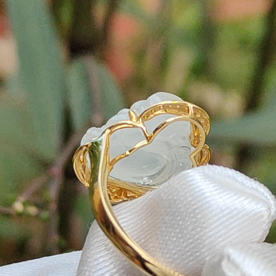 Premium Rare old pit Icy Natural Type A Jadeite Cabochon crafted as Laughing Buddha setting on G18K Gold as Ring with finger size 17.6mm, Certificate included weigh 3.23 grams, Jade measurement 12.8 * 14.8 * 4.1 mm (18kring5) Yi Pin Qian