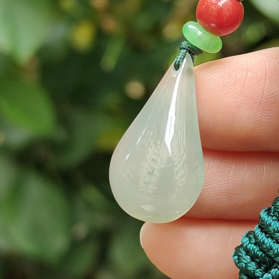 Drop Shape Crafting on Natural Type A Jadeite Jade as Pendant in Singapore with certificate weighs 5.93 grams, measurement 24.5 * 14.6 * 6.1 mm (pendant 334) Yi Pin Qian Jadeites Jade Jewelry ~Your Precious Quintessential ~ Singapore