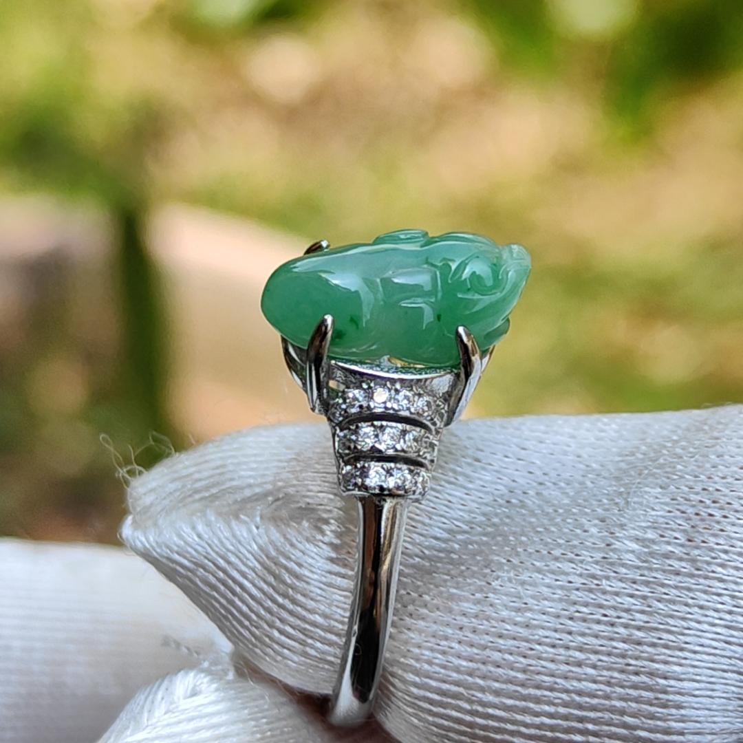 Green Natural Type A Jadeite Jade crafted with Pixiu set on adjustable S925 as a Ring with certificate weigh 2.6 grams, measurement 12.2 * 7 * 4.9 (s925ring9) Yi Pin Qian
