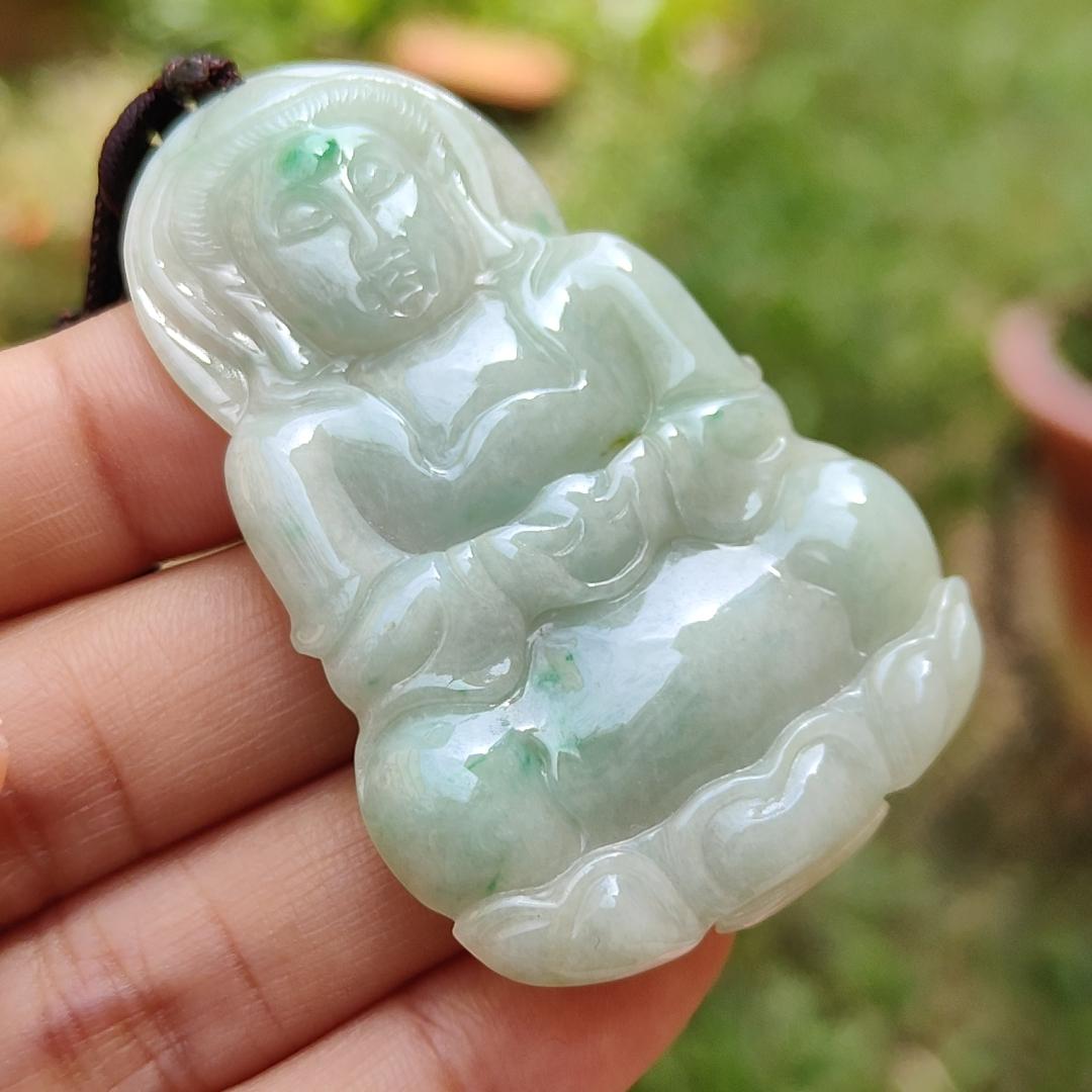 Light green with green patches Natural Type A Jadeite Jade crafted with Guanyin as Pendant with certificate weigh 17.28 grams, measurement 56.3 * 37.3 * 5.9 mm (pendant201) Yi Pin Qian