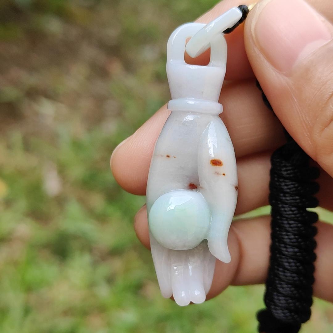 Light Green with Red patches Natural Type A Jadeite Jade crafted as Buddha Hand Pendant, QIC labs approved certificate weighs 15.32 grams, measurement 52.5 * 16 * 13.8 mm (pendant255) Yi Pin Qian