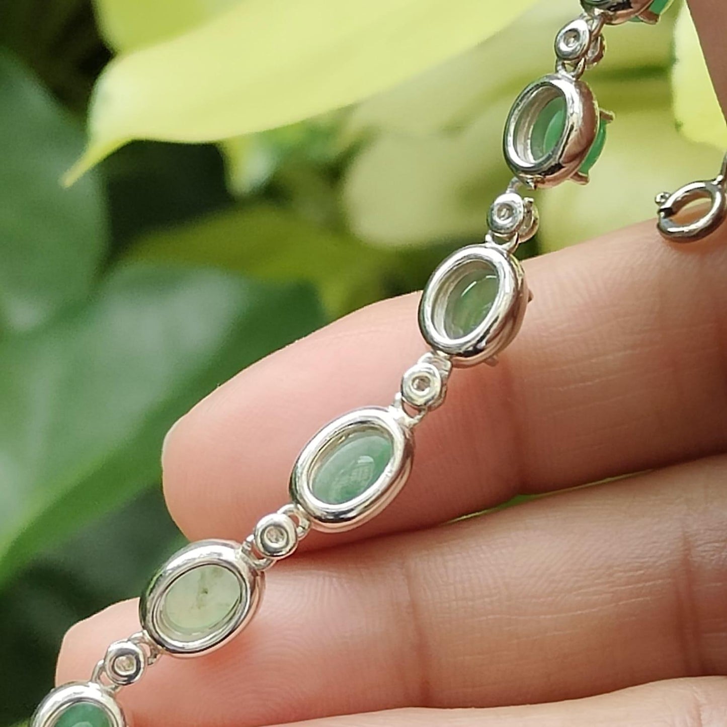 Verdant Harmony Jadeite Cabochon Bracelet – Light Green with Green Hues, S925 Setting (Sku: s925b11)