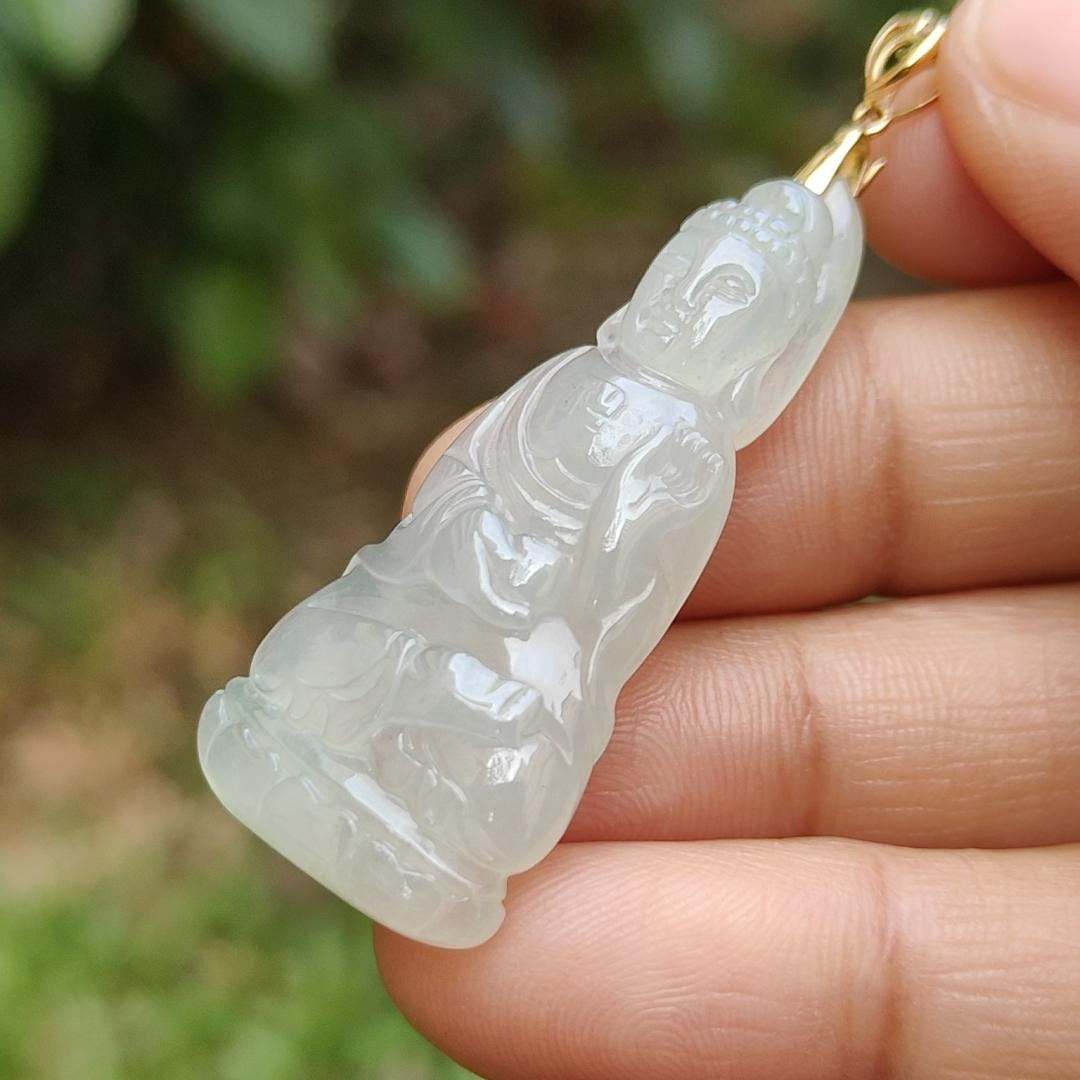 Icy Translucent Natural Type A Jadeite Jade crafted as Buddha with 18k gold clasp as Pendant, certificate weighs 6.78 grams, measurement 41.3 * 17.8 * 6.2 mm (18kp44) Yi Pin Qian