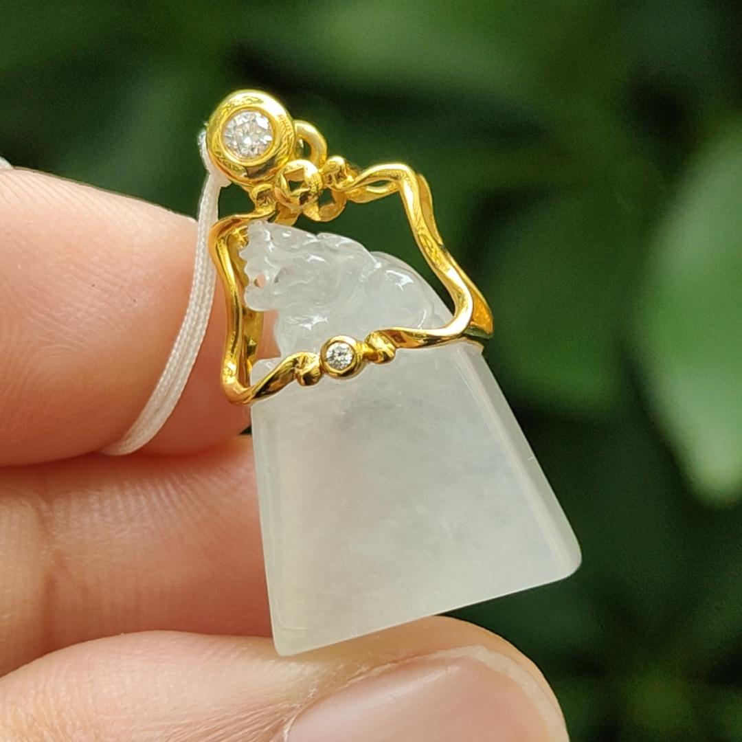Good Translucent Quality Natural Type A Jadeite Jade crafted as pixiu set with 18k gold as pendant, certificate weighs 4.74 grams, measurement 25.1 * 13.8 * 7 mm (18kp62) Yi Pin Qian Jadeites Jade Jewelry ~Your Precious Quintessential ~ Singapore