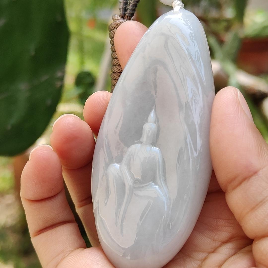 Limited time offer - Crafted with faceless buddha on Natural Type A Jadeite Jade as a Pendant with certificate weigh 77.91 grams, measurement 80.8 * 37.3 * 12.6 mm (pendant210) Yi Pin Qian