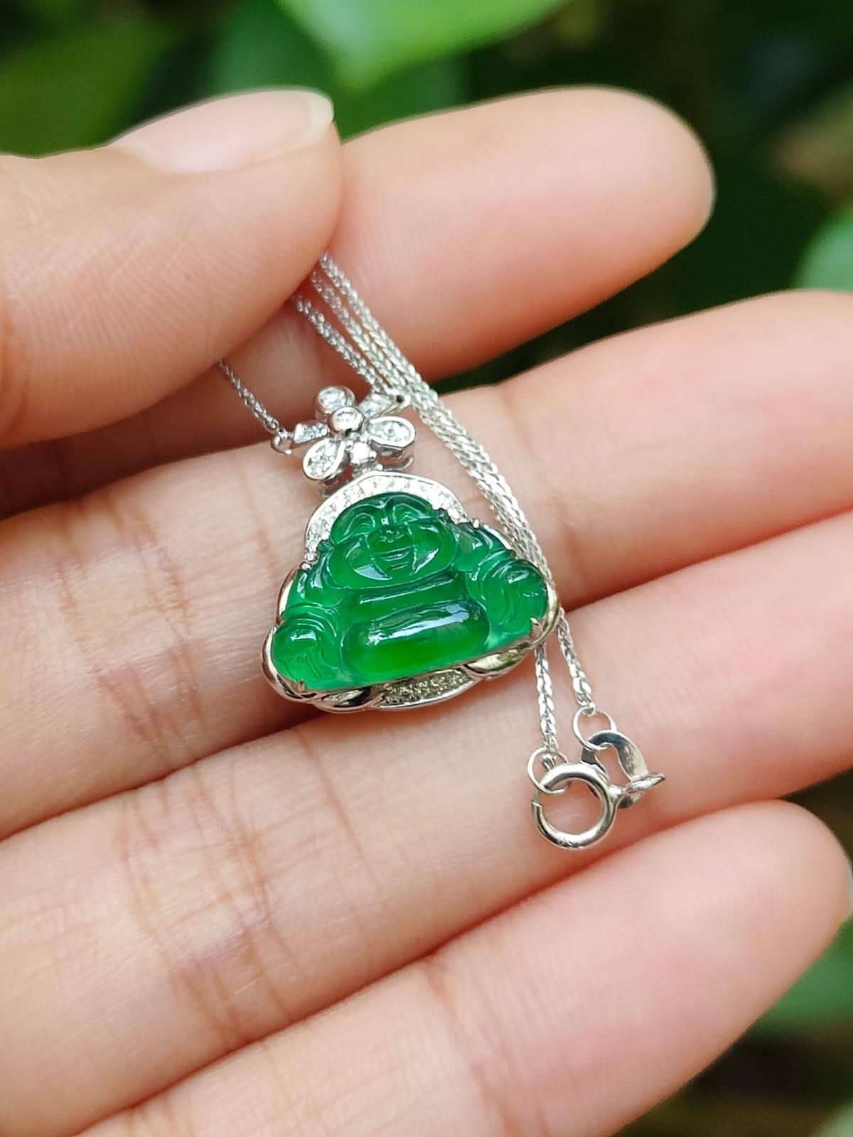Harmony Guardian: 18k Gold Feng Shui Jadeite Buddha Pendant (Sku: 18kp125) ๐ฑ๐ฅ๐ชจ๐ง๐