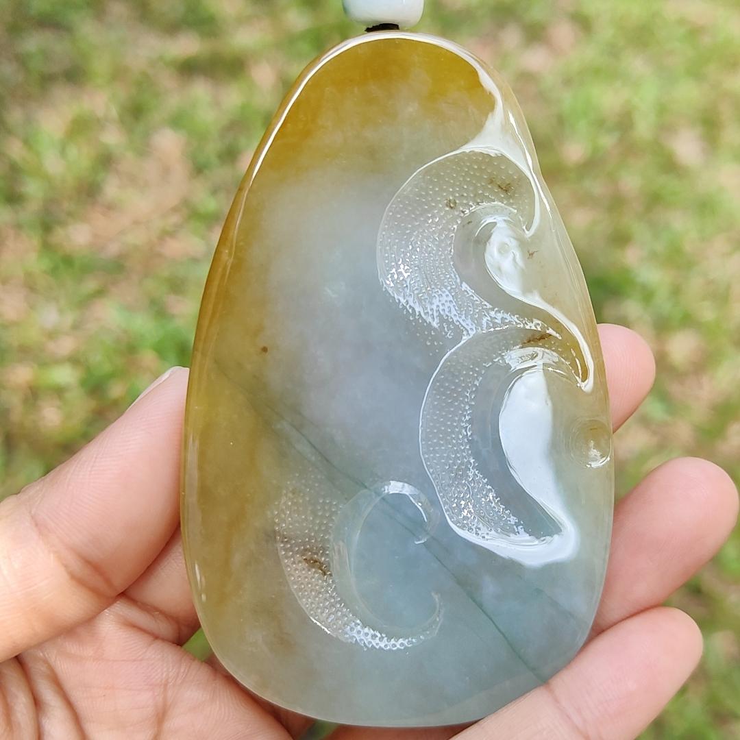 Hugh High Quality Light Green, Yellow Brown and Red Natural Type A Jadeite Jade crafted as Guanyin for Pendant, certificate weighs 79.47 grams, measurement 83.3 * 52.6 * 8.5 mm (pendant282) Yi Pin Qian