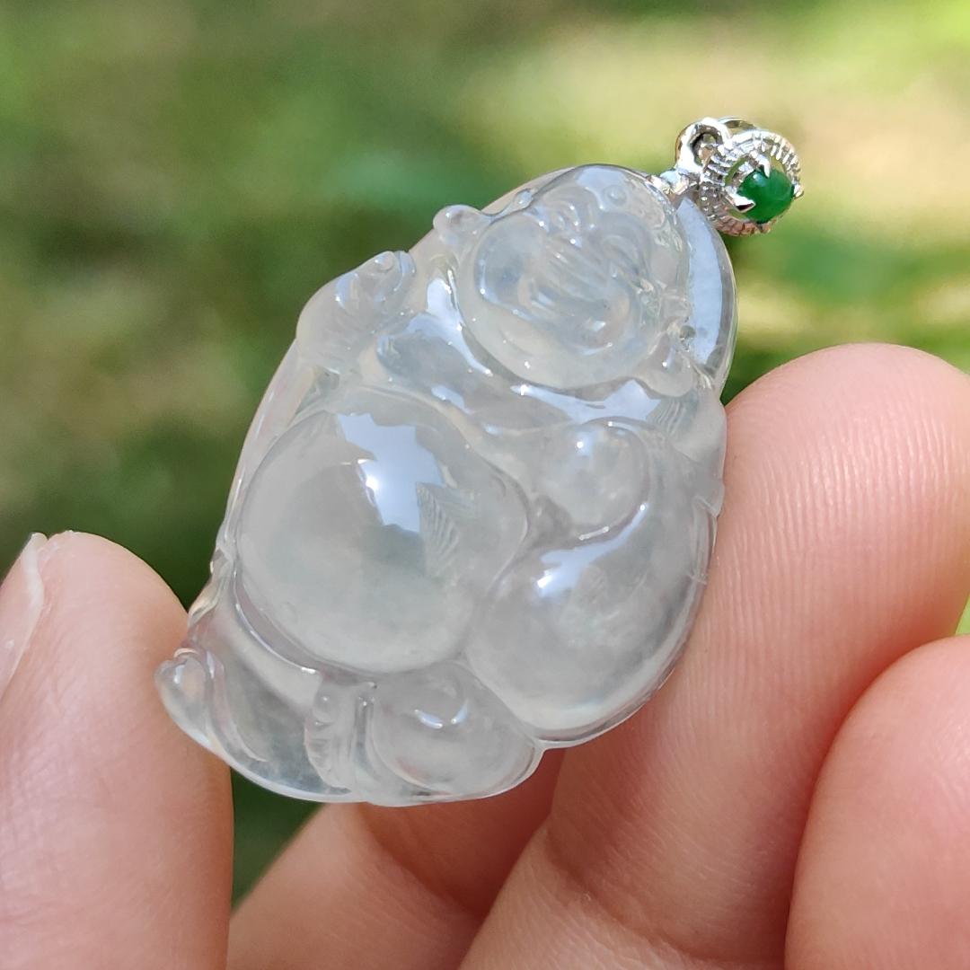High Translucent Icy Natural Type A Jadeite Jade with 1 green cabochon and 18k gold clasp, certificate weigh 7.65 grams, measurement 28.1 * 19 * 8.8 mm (18kp18) Yi Pin Qian