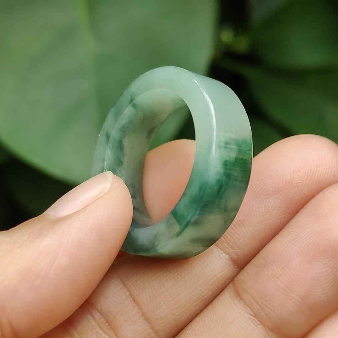 Spicy Green with Green Hue High Quality Natural Type A Jadeite Jade crafted as Ring, finger size 19mm, QIC labs approved certificate weighs 7.88 grams, measurement 7.8 * 4.5 mm (ring10) Yi Pin Qian