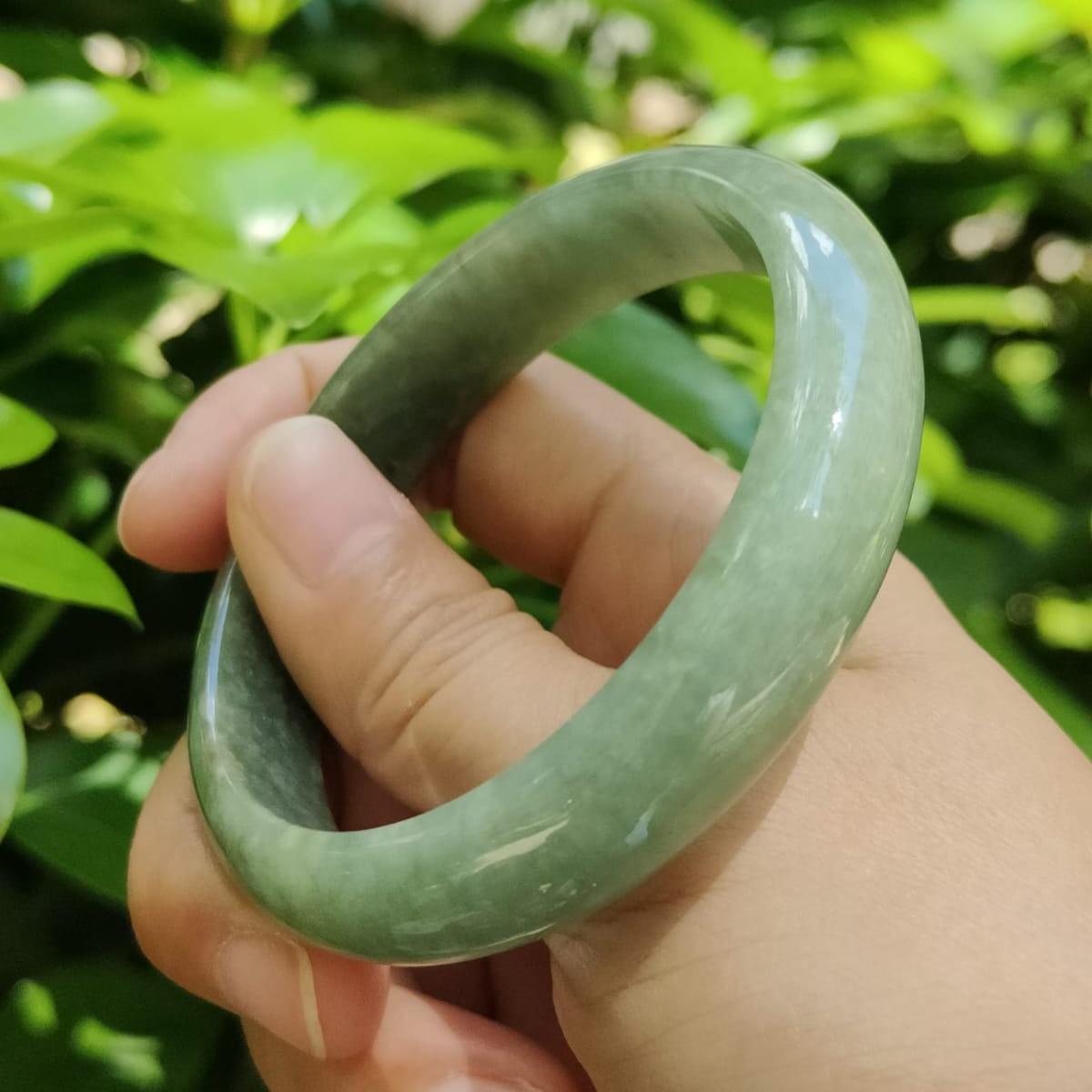 Natural Type A Jadeite Jade Peace Bangle – Five-Element Harmony | Feng Shui Certified (Sku: bangle36)