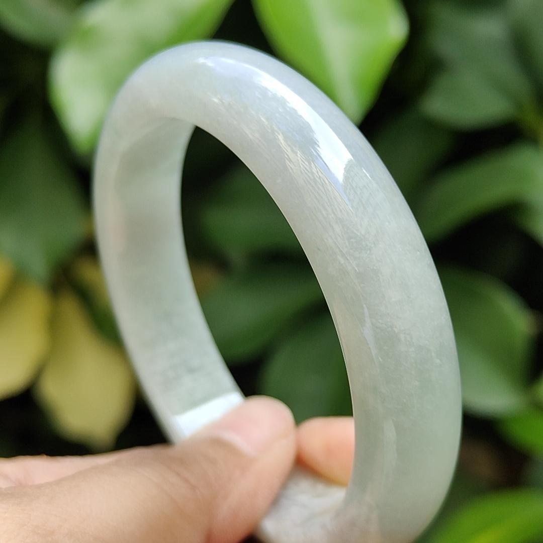 New Arrival Good Quality Natural Type A Jadeite Jade Peace Bangle Size 57mm certificate weighs 58.78 grams, Width: 13.2 mm Thickness: 8.1 mm (bangle21) Yi Pin Qian Jadeites Jade Jewelry ~Your Precious Quintessential ~ Singapore