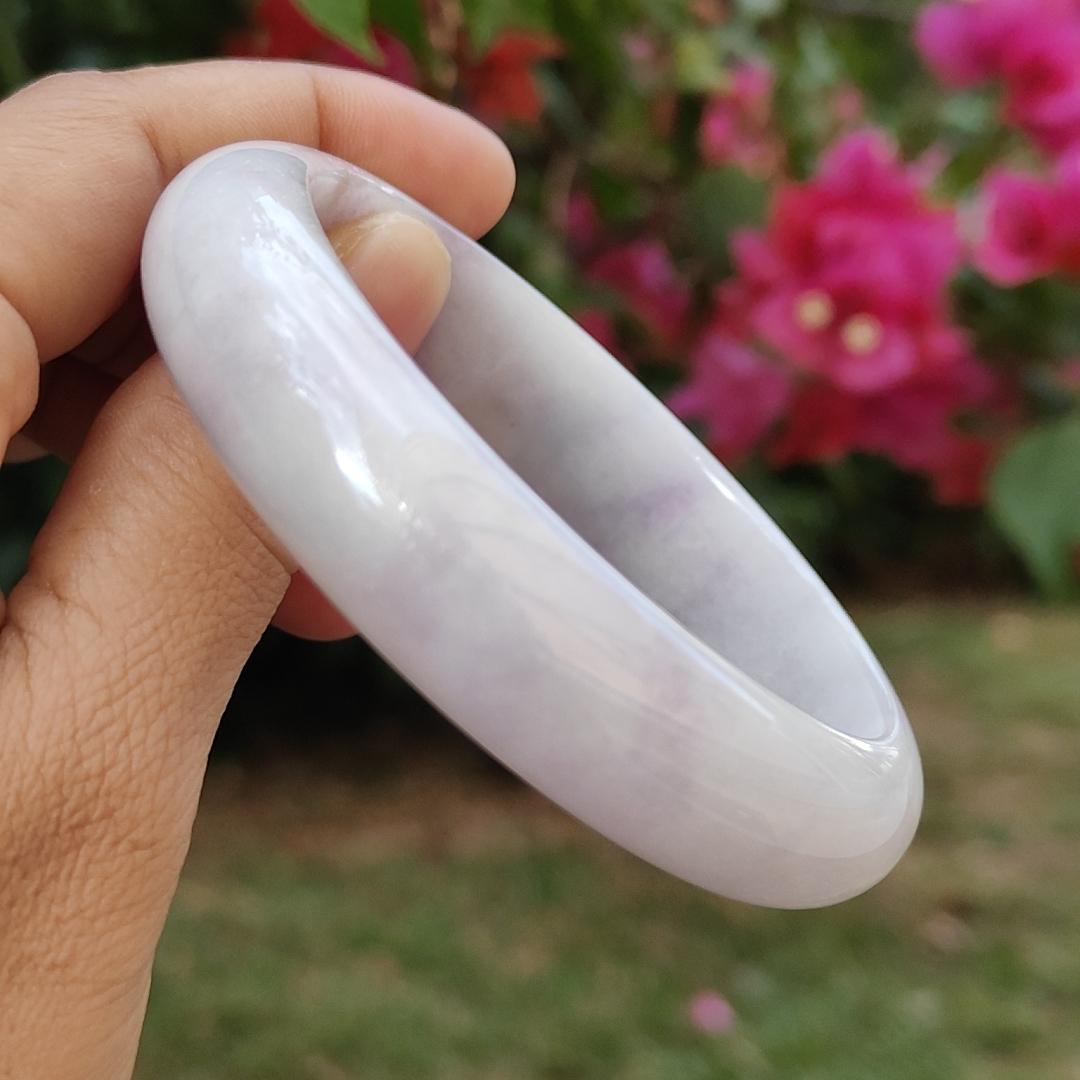 Light Lavender Natural Type A Jadeite Jade crafted with shape of Peace Bracelet Bangle, certificate weigh 60.17 grams, measurement 14.1 * 8 mm, Wrist size 57.5 mm (bangle5) Yi Pin Qian