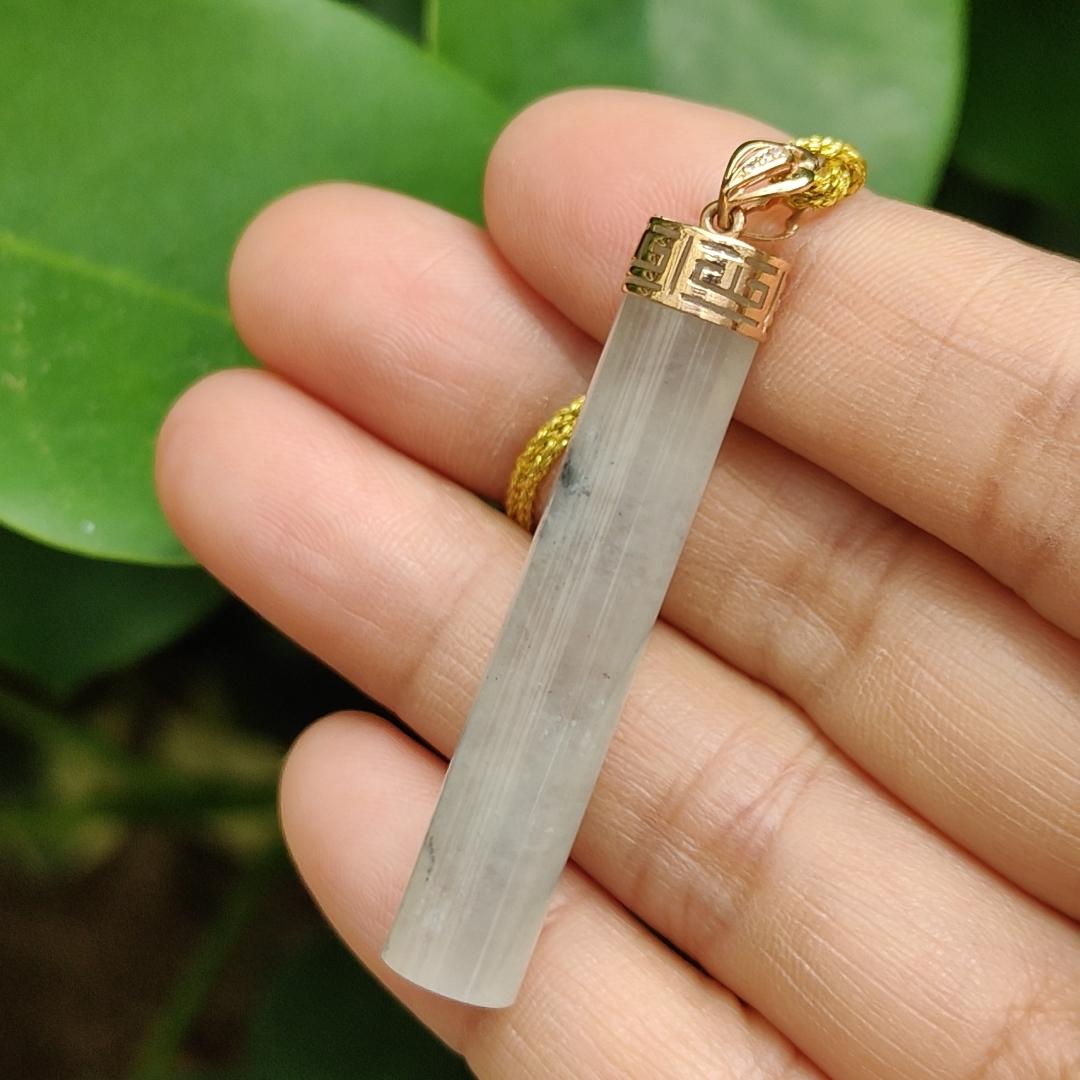 Good Translucent Icy Natural Type-A Jadeite-Jade crafted with shape of cylindrical set with 18k gold clasp as Pendant, certificate weighs 6.96 grams, measurement 43.8 * 8.1 * 7.1 mm (18kp64) Yi Pin Qian Jadeites Jade Jewelry ~Your Precious Quintessential ~ Singapore