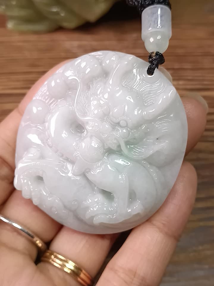 Yi Pin Qian Type A Jadeite Dragon pendant with certificate Yi Pin Qian