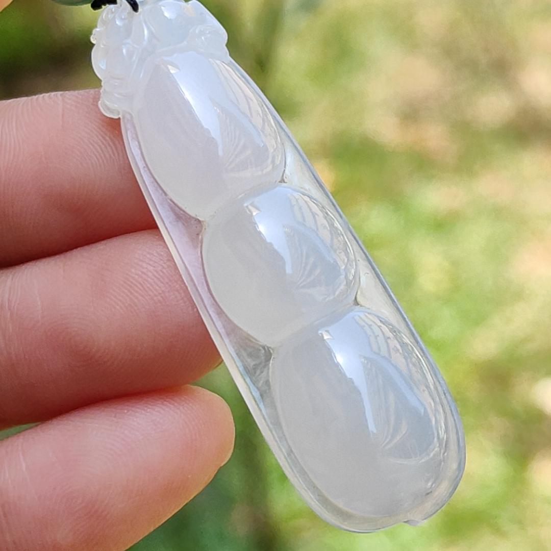 Rare Pure White Icy Translucent Natural Type A Jadeite Jade crafted with French Beans as Pendant Necklace, certificate weigh 8.4 grams, measurement 47.5 * 14.6 * 8.6 mm (pendant220) Yi Pin Qian