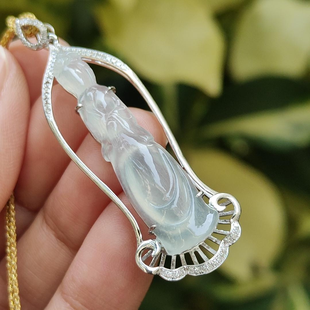 SG New Arrival - Crafted as Faceless Guanyin on Icy Translucent Natural Type A Jadeite Jade as pendant set with 18k gold, certificate weighs 4.77 grams, measurement 51.2 * 16 * 6 mm (18kp72) Yi Pin Qian Jadeites Jade Jewelry ~Your Precious Quintessential ~ Singapore