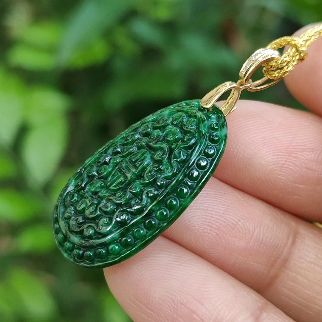 Green Pendant crafted with patterns on Natural Type A Jadeite Jade added with 18k Gold Clasp, certificate weighs 3.01 grams measurement 28.1 * 17.5 * 3.6 mm (18kp82) Yi Pin Qian Jadeites Jade Jewelry ~Your Precious Quintessential ~ Singapore
