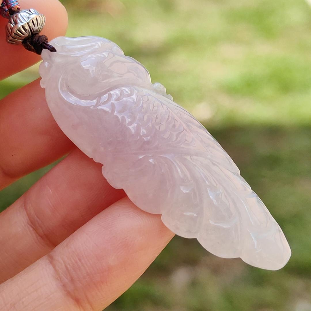 Rare Pinkish Light Lavender Hue Natural Type A Jadeite Pendant Necklace crafted as Parrot symbols of Wise and brave, heroic with certificate weigh 11.33 grams, 51.3 * 17.8 * 8.6 mm, mid-year offer and suitable for daily wear or collections (pendant28) Yi Pin Qian