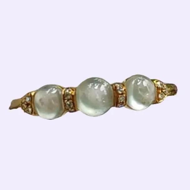 SG Seller New Listing Crafted on Natural Type jadeite jade with 3 cabochons on 18k gold as Ring certificate weighs 1.18 grams (18kring36) Yi Pin Qian Jadeites Jade Jewelry ~Your Precious Quintessential ~ Singapore