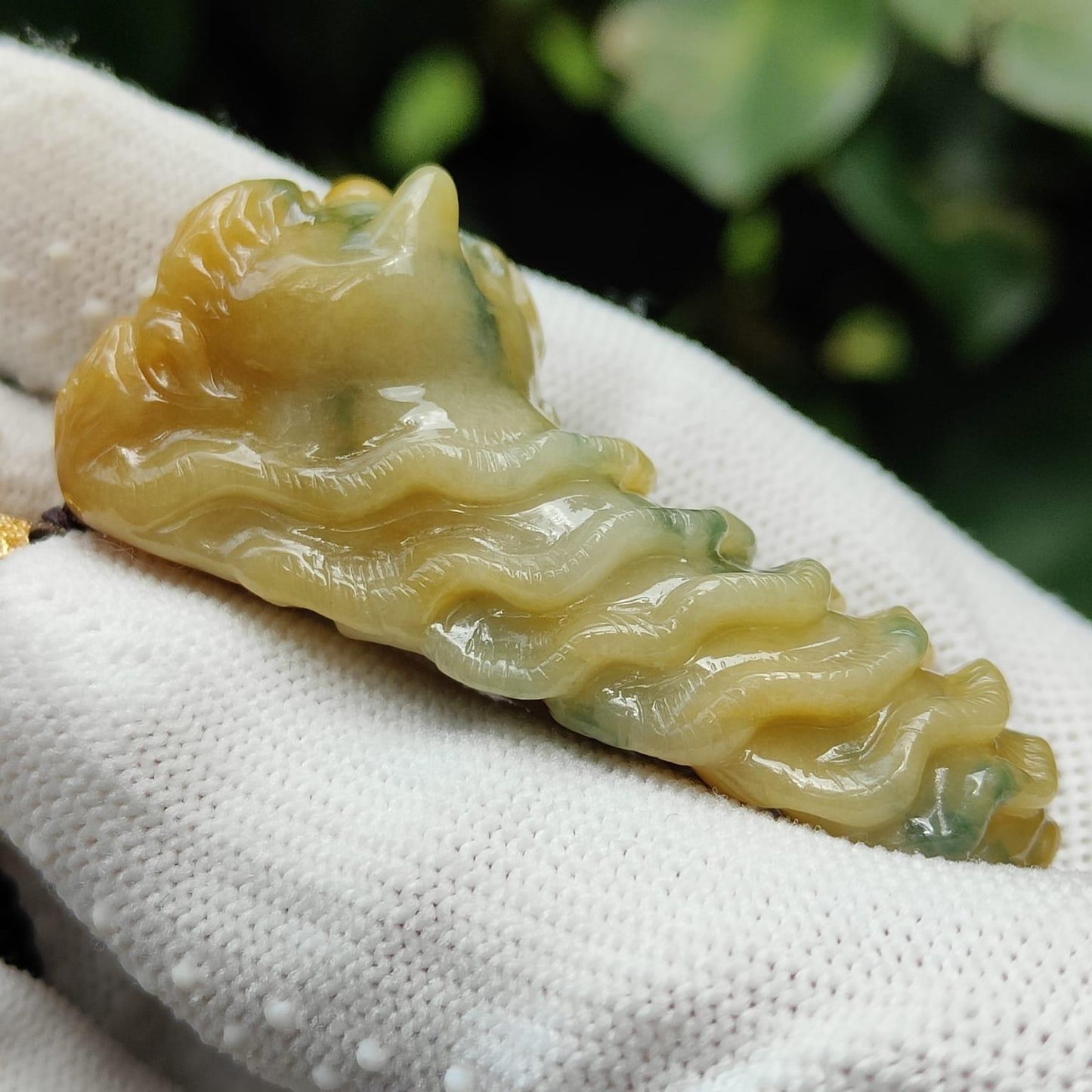 🔥 Natural Type A Jadeite Awakening Lion Pendant 🌱🪨 – Decision-Making Energy & Wealth Attraction (Sku: pendant452)