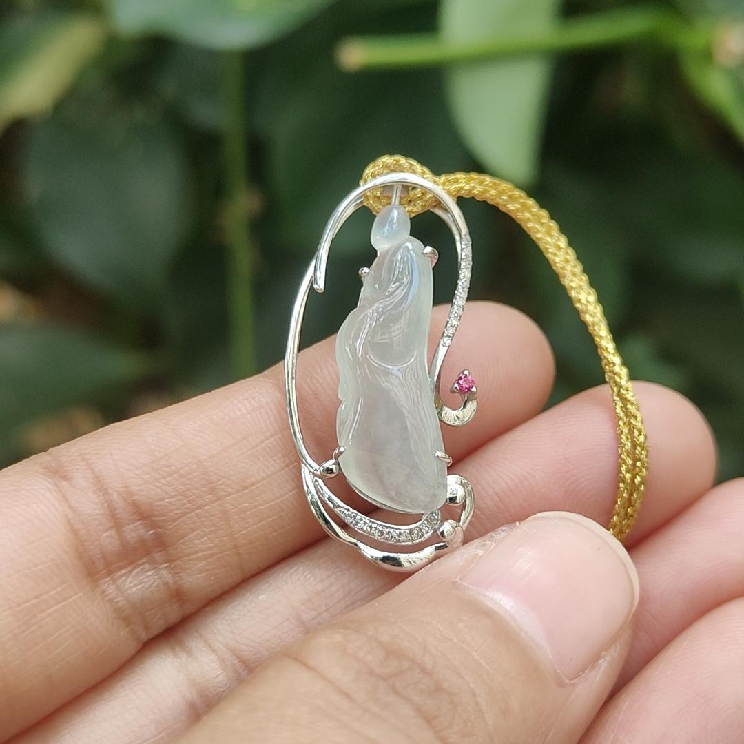New Arrival High Quality Natural Type A Jadeite Jade crafted as Enlightenment 18k gold pendant certificate weighs 3.09 grams, measurement 31 * 14.9 * 6.5 mm (18kp78) Yi Pin Qian Jadeites Jade Jewelry ~Your Precious Quintessential ~ Singapore