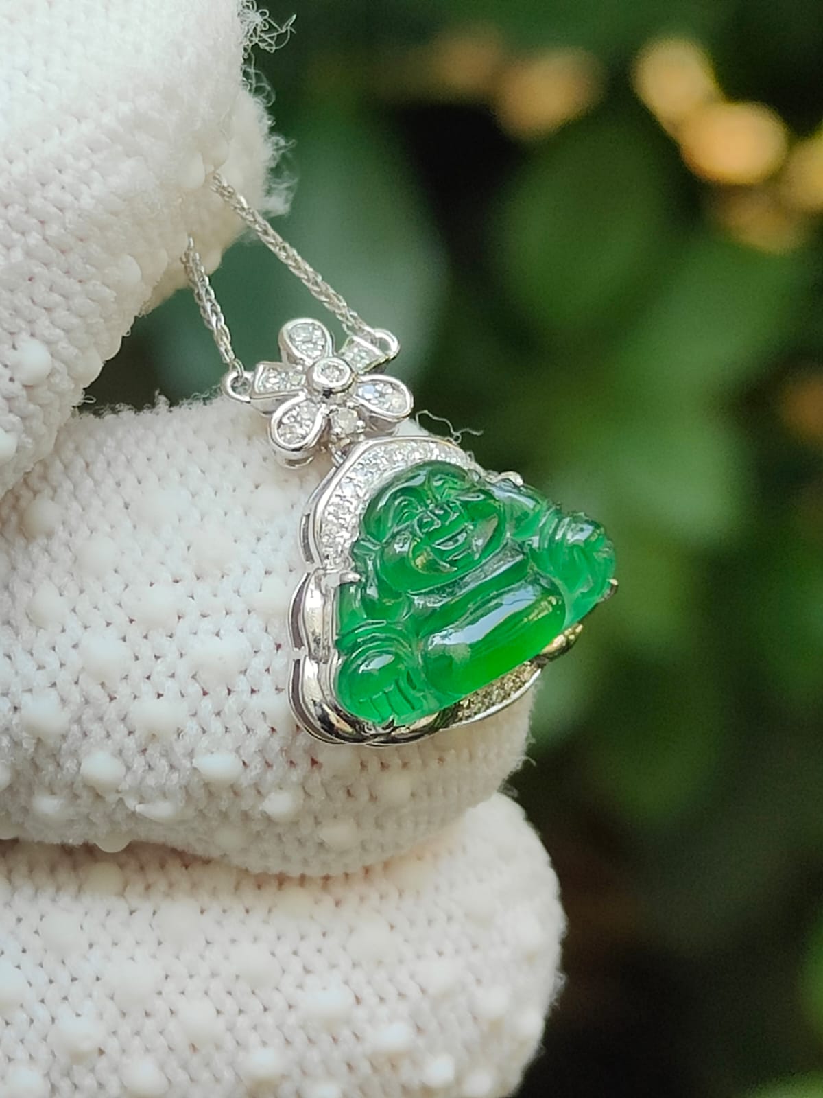 Harmony Guardian: 18k Gold Feng Shui Jadeite Buddha Pendant (Sku: 18kp125) 🌱🔥🪨💧🌀